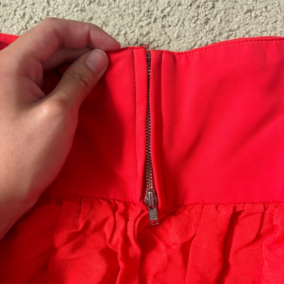 Lovers + Friends Red Strapless Bustier Style Lace Hem Blouse Small - Picture 7 of 8